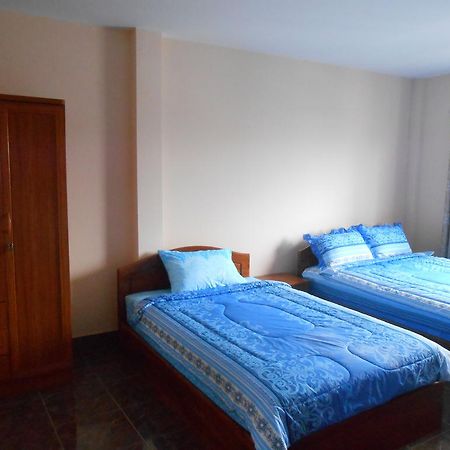 Bayern Guesthouse Ban Nongdouang Bagian luar foto