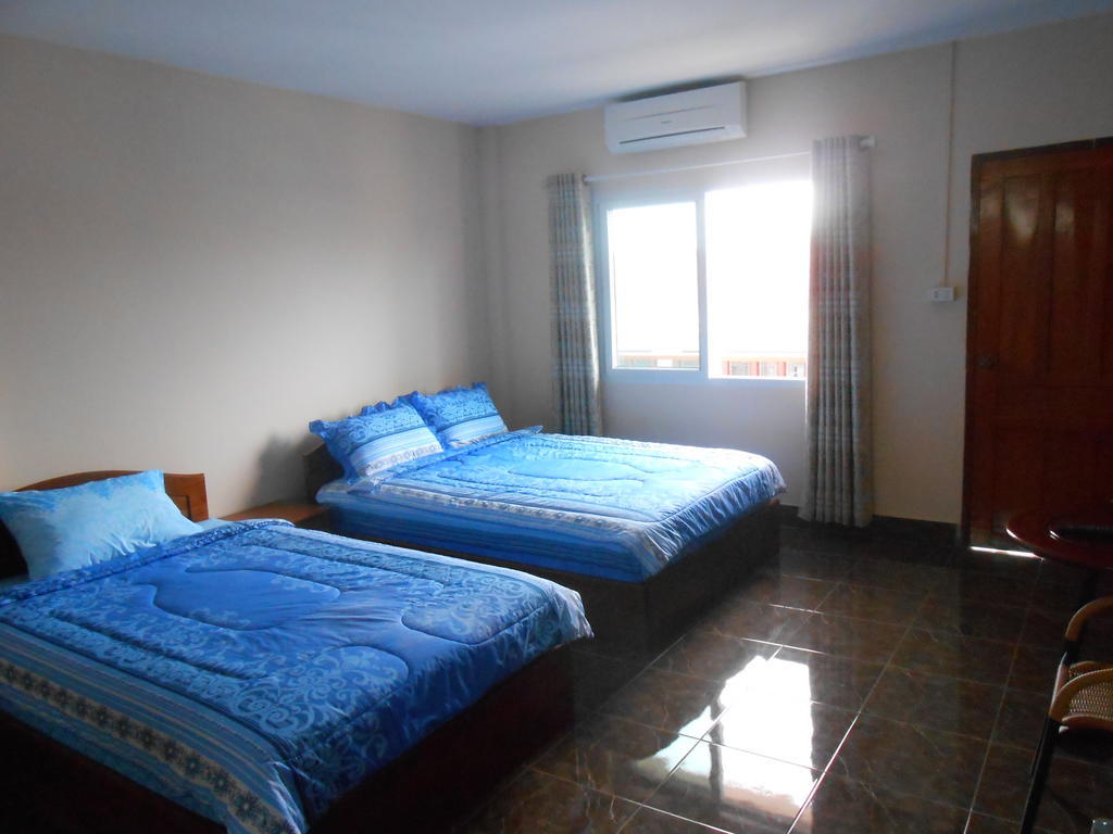 Bayern Guesthouse Ban Nongdouang Bagian luar foto